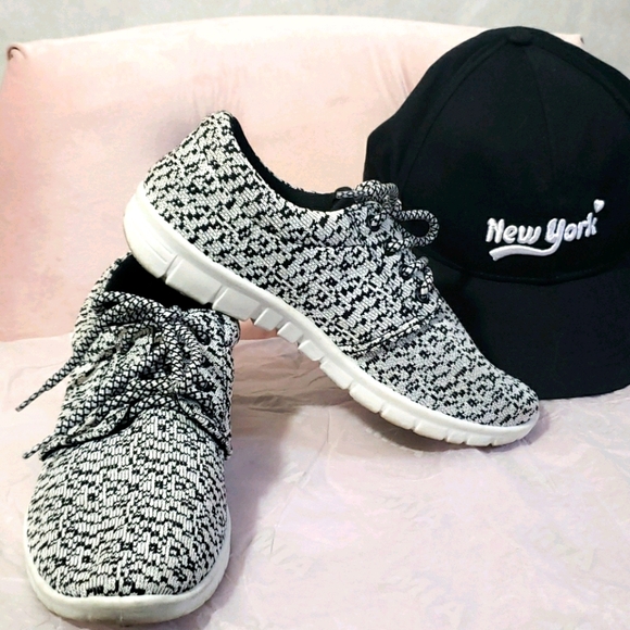 Mia Turin Women's Size 6.5 Sneakers - Picture 7 of 8